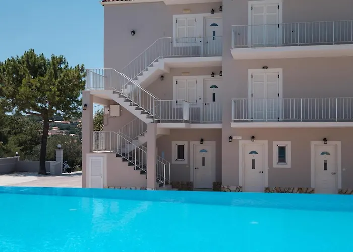Apartament Kouros & By Hotelius Agios Stefanos Avliotes (Corfu)