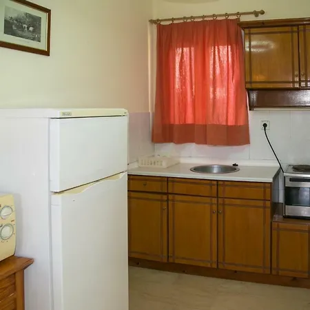 Apartament Kouros & By Hotelius *