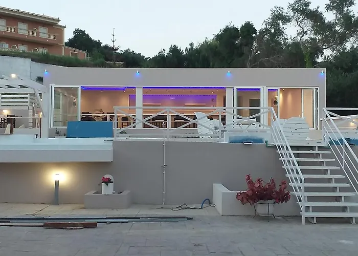 Kouros & By Hotelius Агиос Стефанос