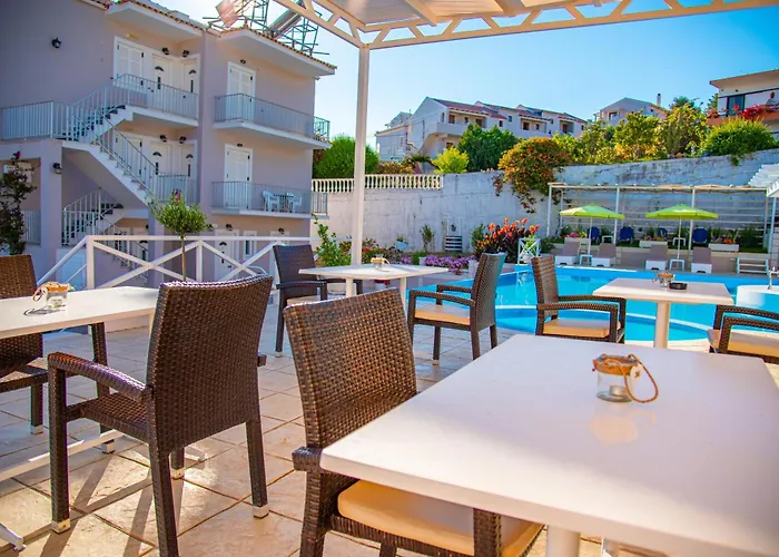 Kouros & By Hotelius Апартаменты Агиос Стефанос