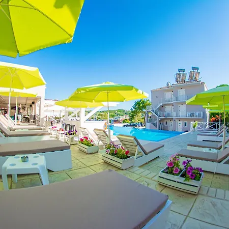 Kouros & By Hotelius *