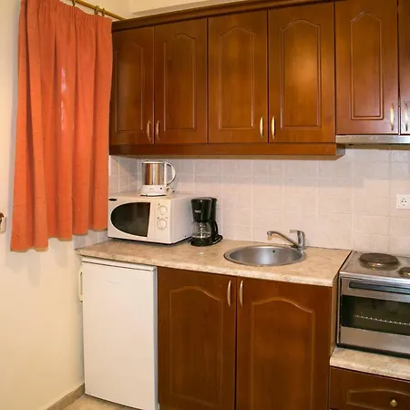 Kouros & By Hotelius Apartment Agios Stefanos Avliotes (Corfu)