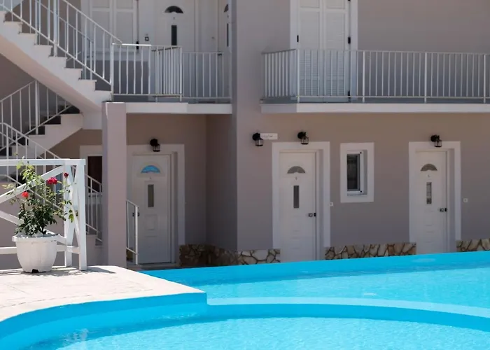 Apartmán Kouros & By Hotelius Agios Stefanos Avliotes (Corfu)