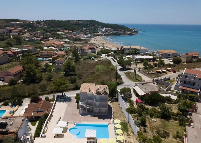 Kouros & By Hotelius *