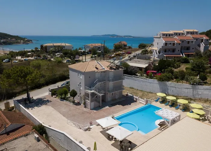 Kouros & By Hotelius Agios Stefanos Avliotes (Corfu)