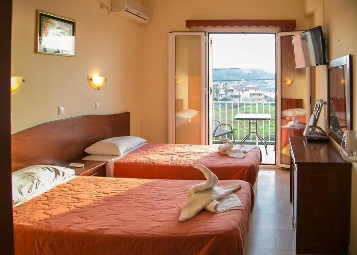 Kouros & By Hotelius Apartmán Agios Stefanos Avliotes (Corfu)